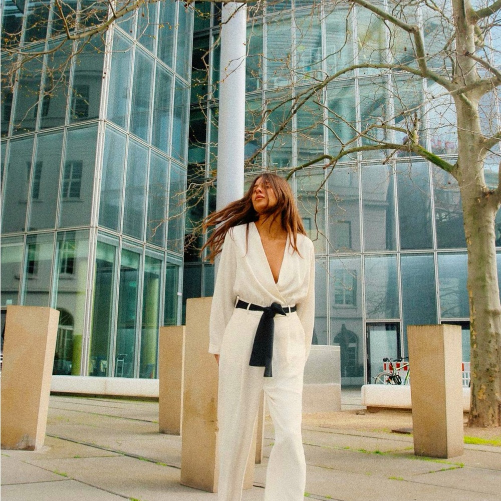 Wrap, Zara XL front neck jumpsuit with long sleeves. Contrast belt.